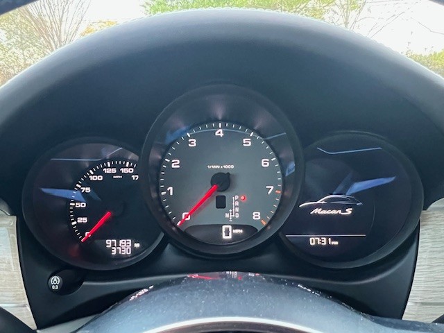 2016 Porsche Macan - $18,500