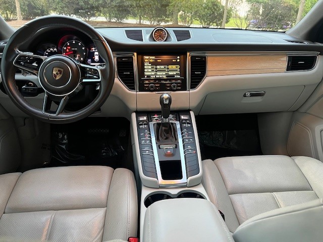 2016 Porsche Macan - $18,500
