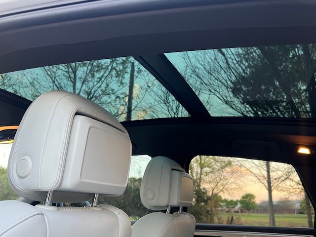 2016 Porsche Macan - $18,500