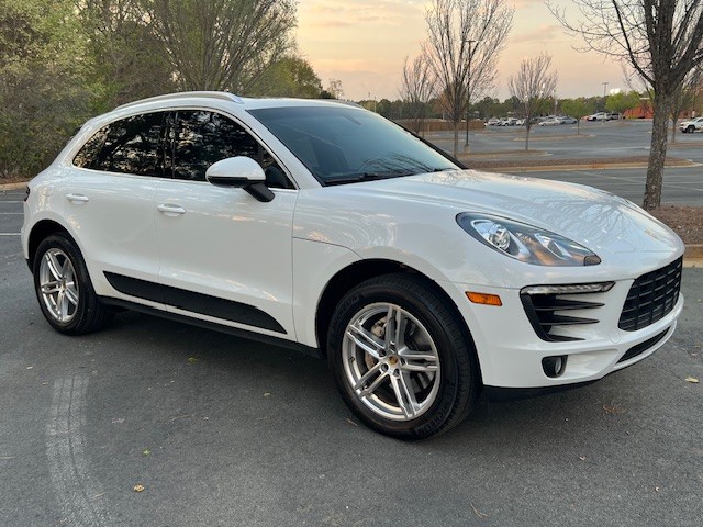 2016 Porsche Macan - $18,500
