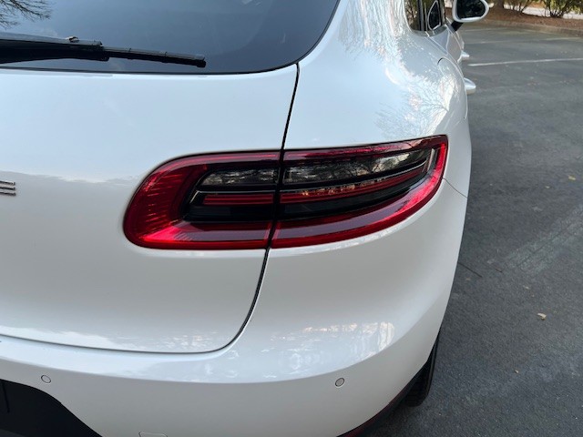 2016 Porsche Macan - $18,500