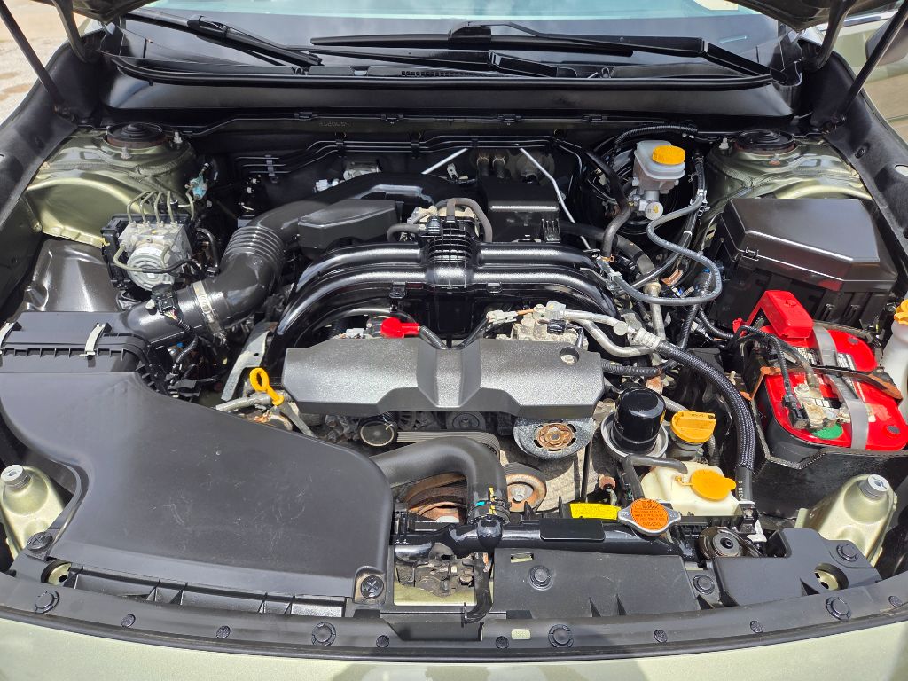 2016 Subaru Outback photo