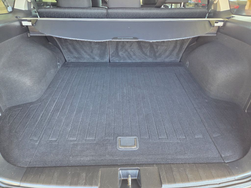 2011 Subaru Outback 2.5i Premium photo
