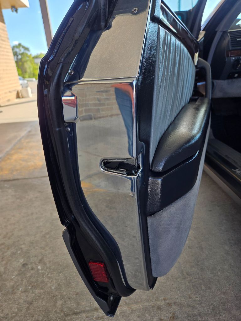 1993 Mercedes-Benz 500 - $19,995