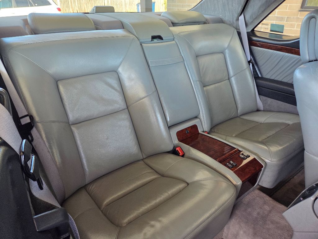1993 Mercedes-Benz 500 - $19,995