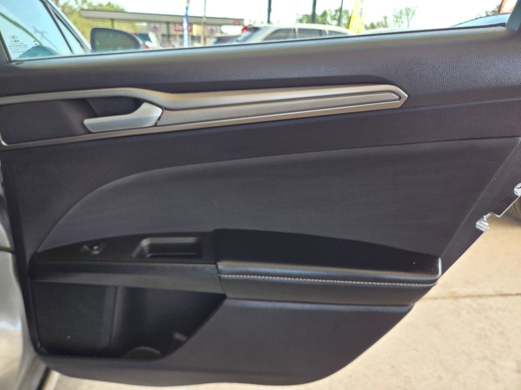 2018 Ford Fusion - $8,999