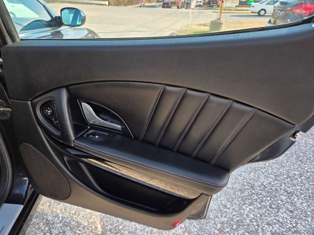 2008 Maserati Quattroporte - $15,400