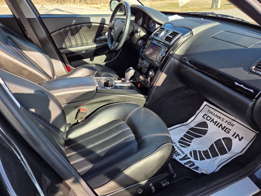 2008 Maserati Quattroporte - $15,400