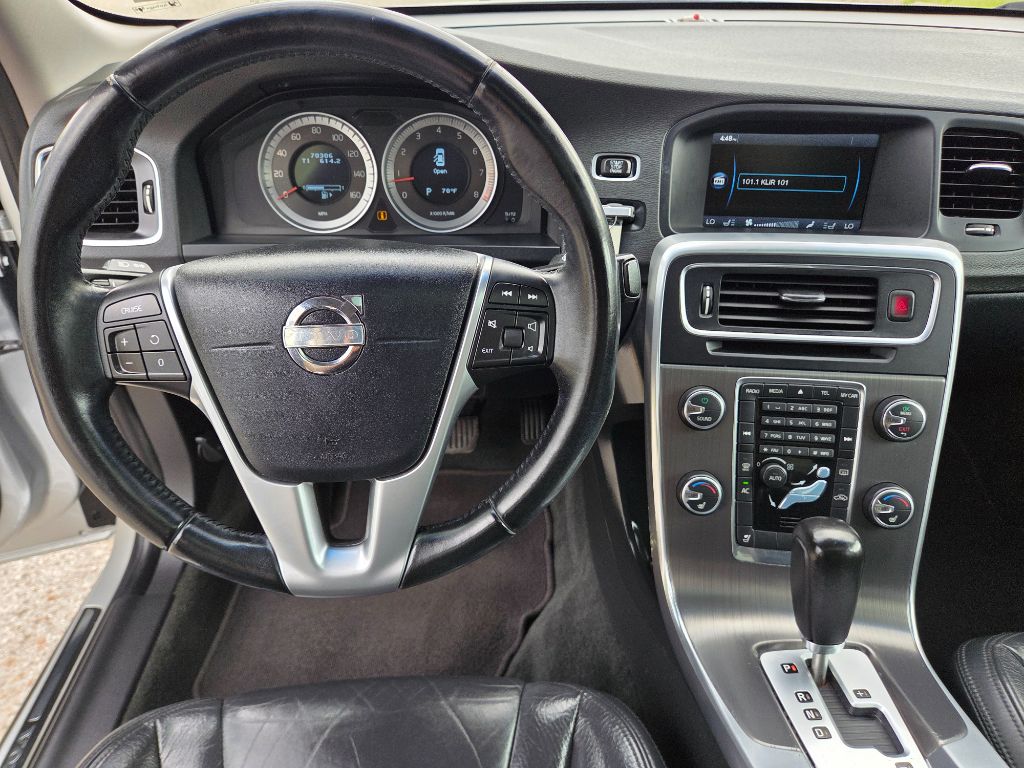 2012 Volvo S60 - $8,499