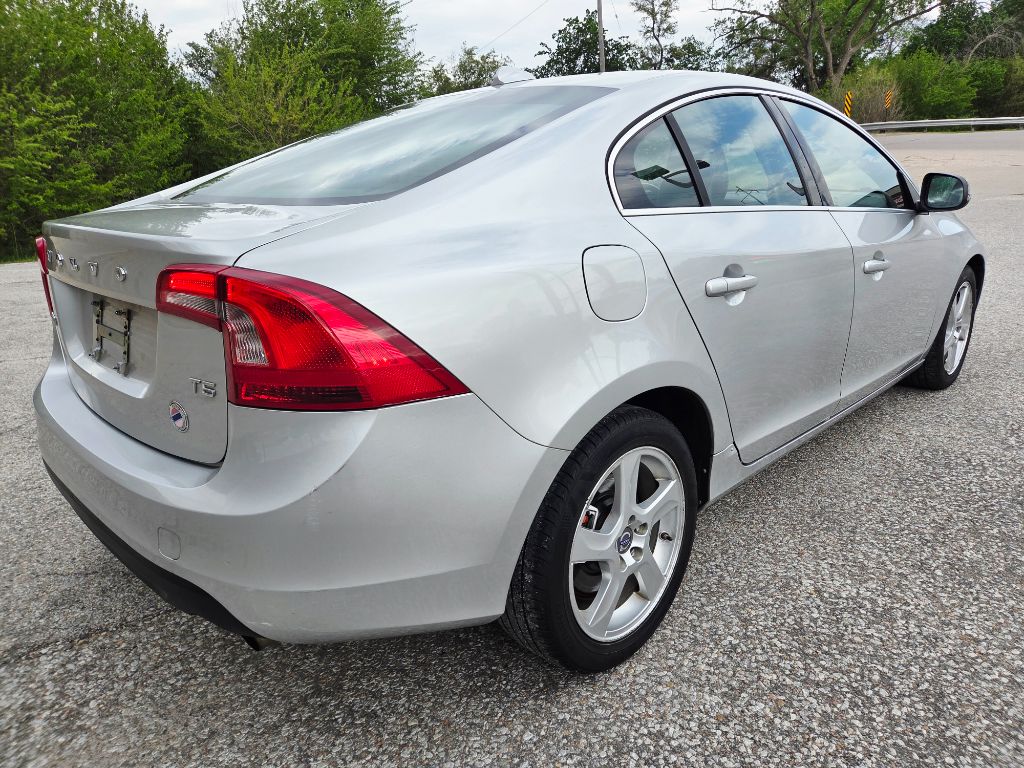 2012 Volvo S60 - $8,499