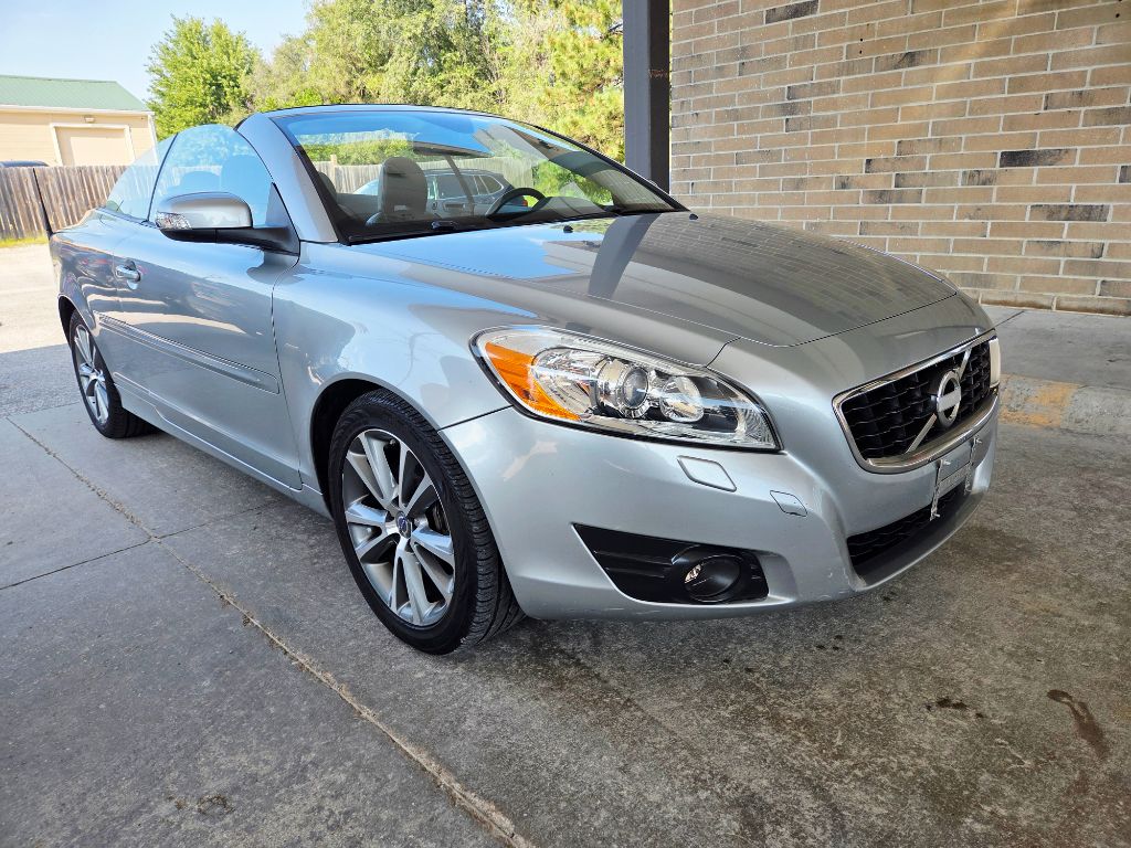 2011 Volvo C70 - $6,499
