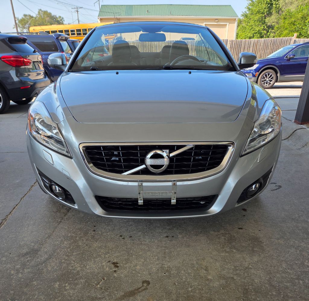 2011 Volvo C70 - $6,499