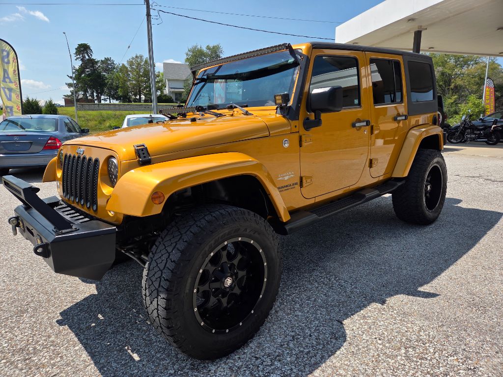 2014 Jeep Wrangler - $14,995