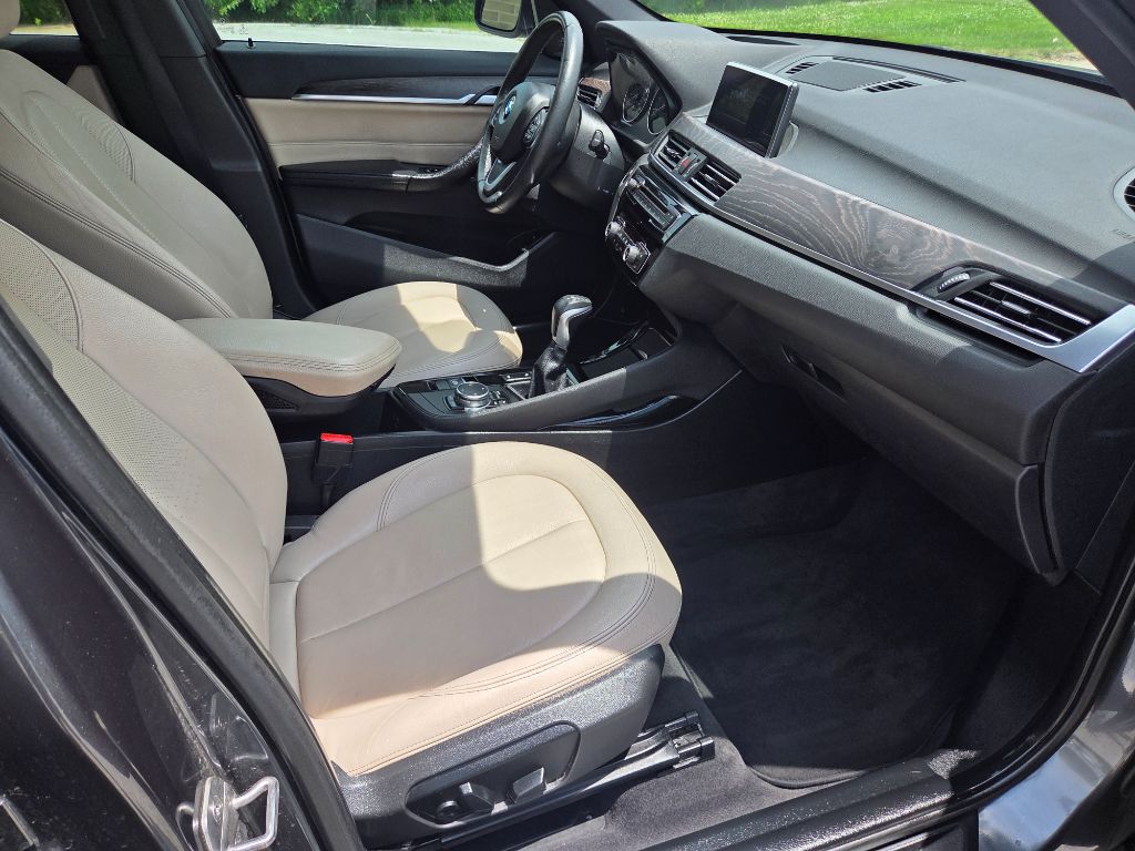 2016 BMW X1 - $9,995