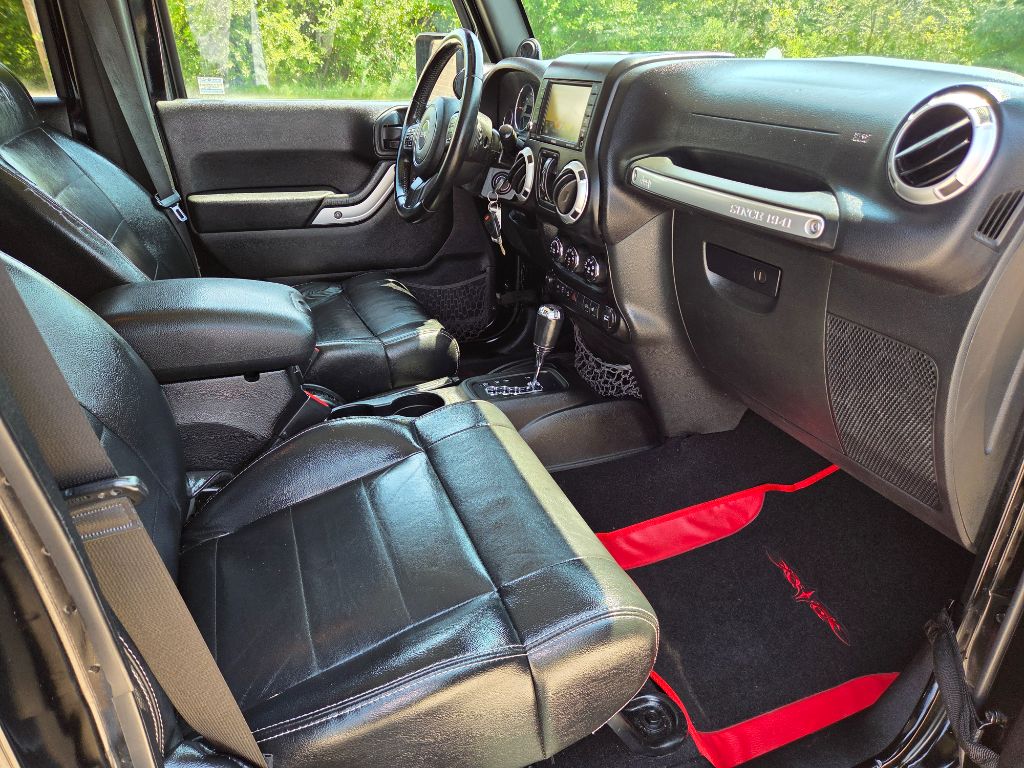2012 Jeep Wrangler - $15,995