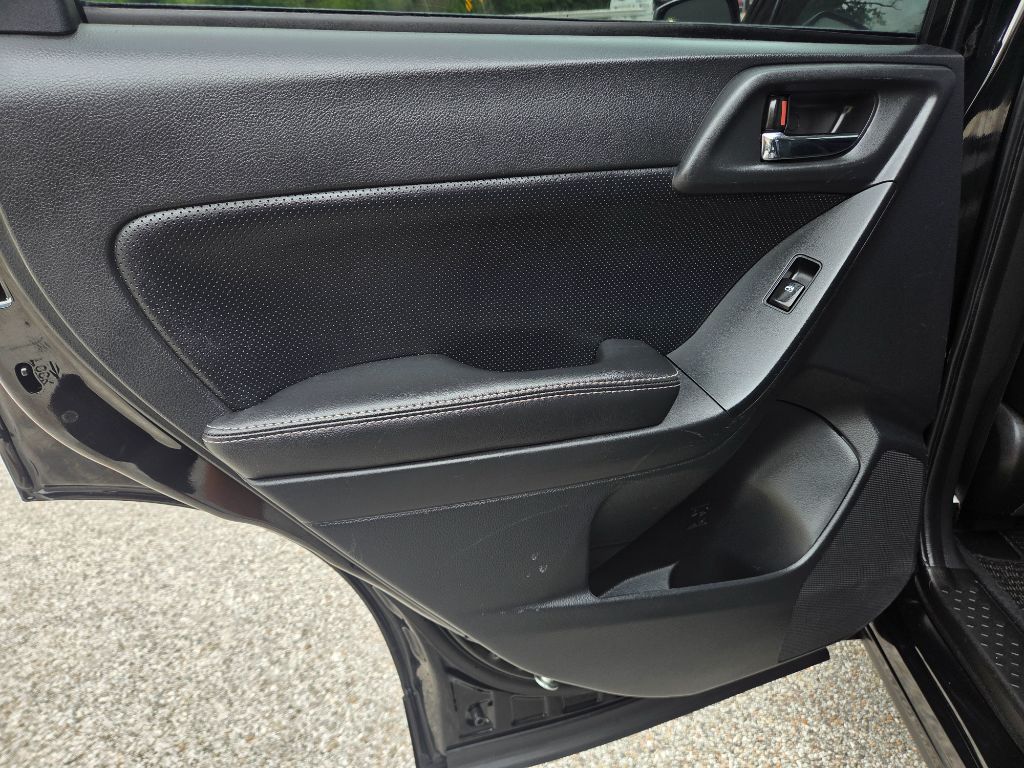 2016 Subaru Forester - $9,899