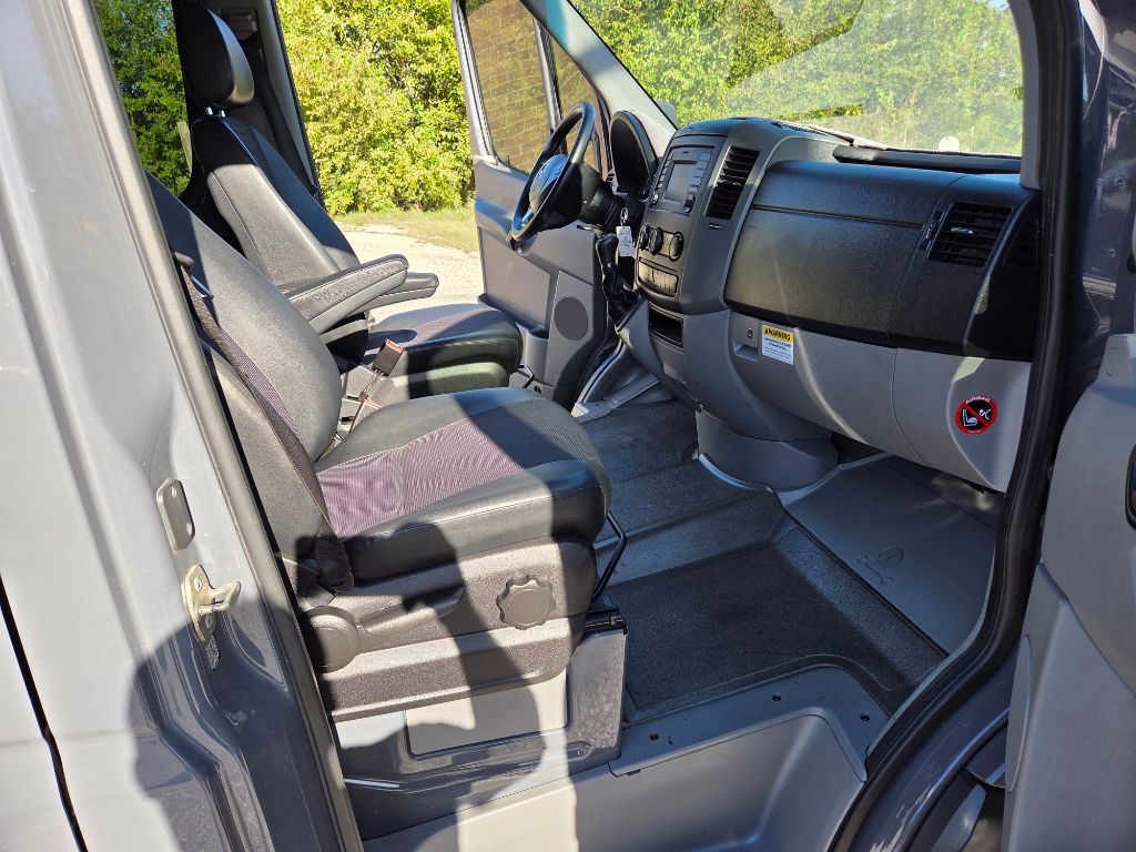 2016 Mercedes-Benz Sprinter - $25,900