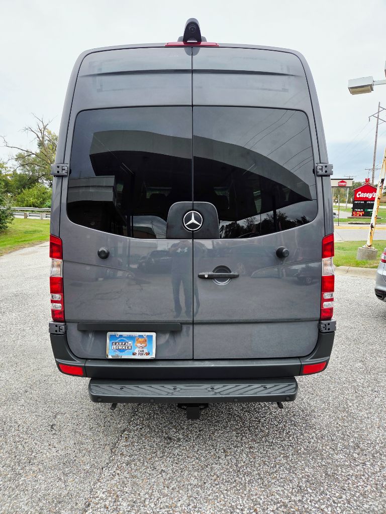 2016 Mercedes-Benz Sprinter - $25,900