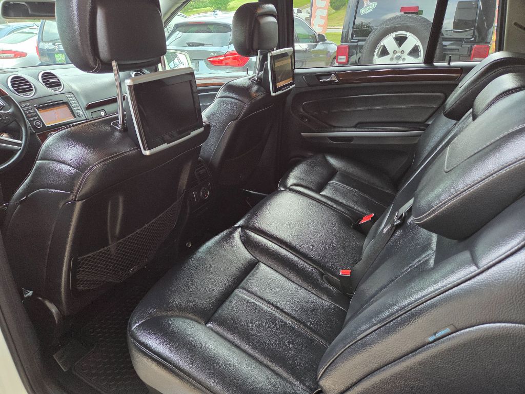 2011 Mercedes-Benz GL Class - $9,995