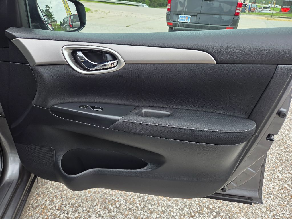 2015 Nissan Sentra - $6,995