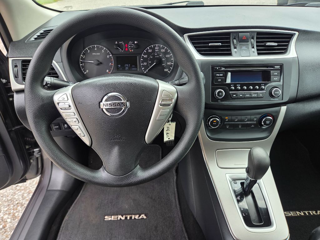 2015 Nissan Sentra - $6,995