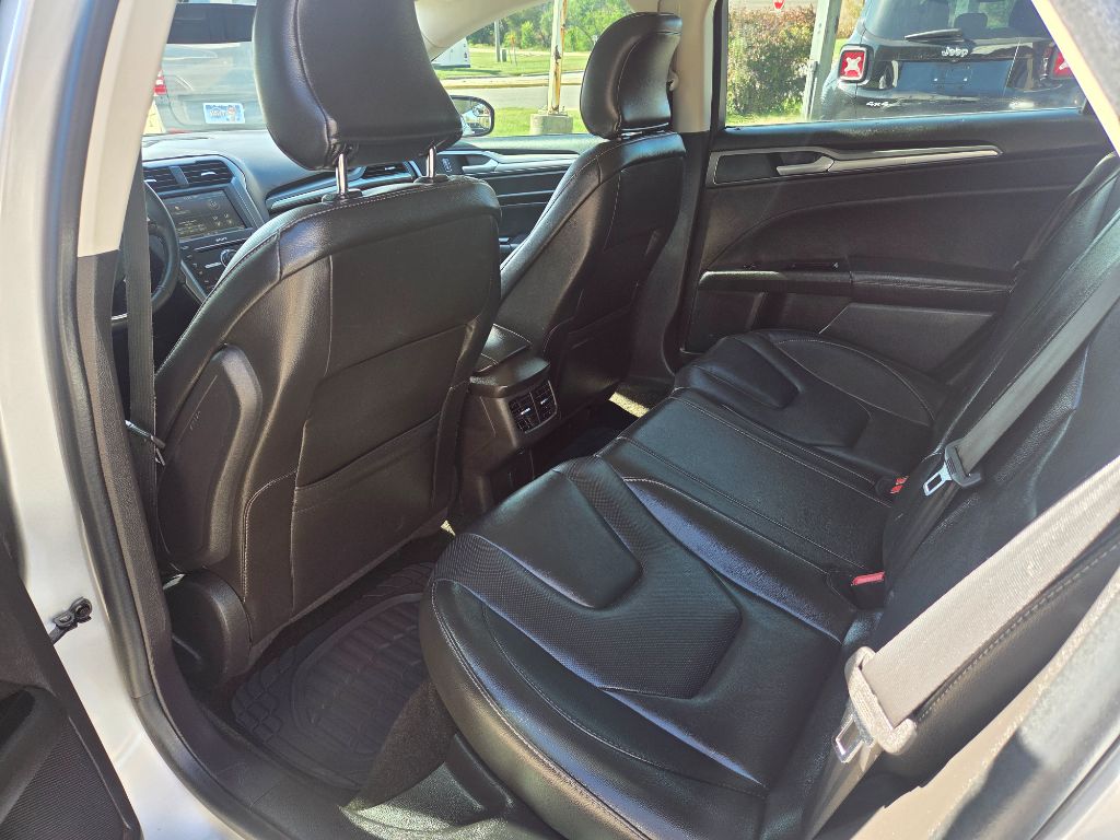 2016 Ford Fusion - $8,995