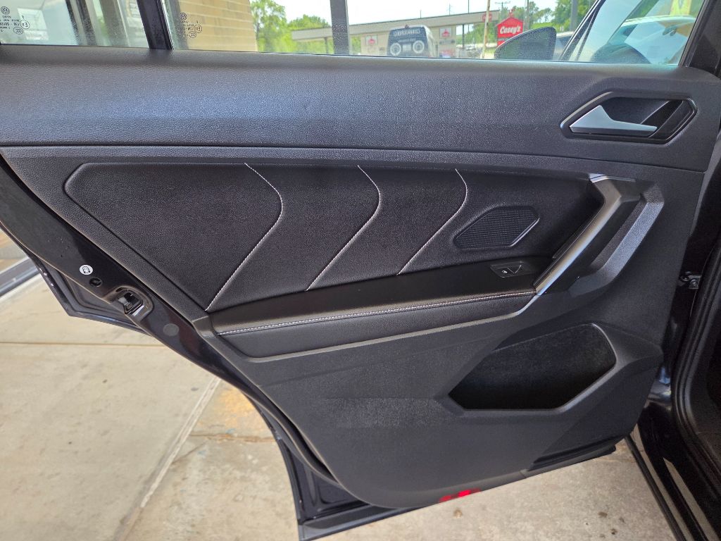 2022 Volkswagen Tiguan - $18,995