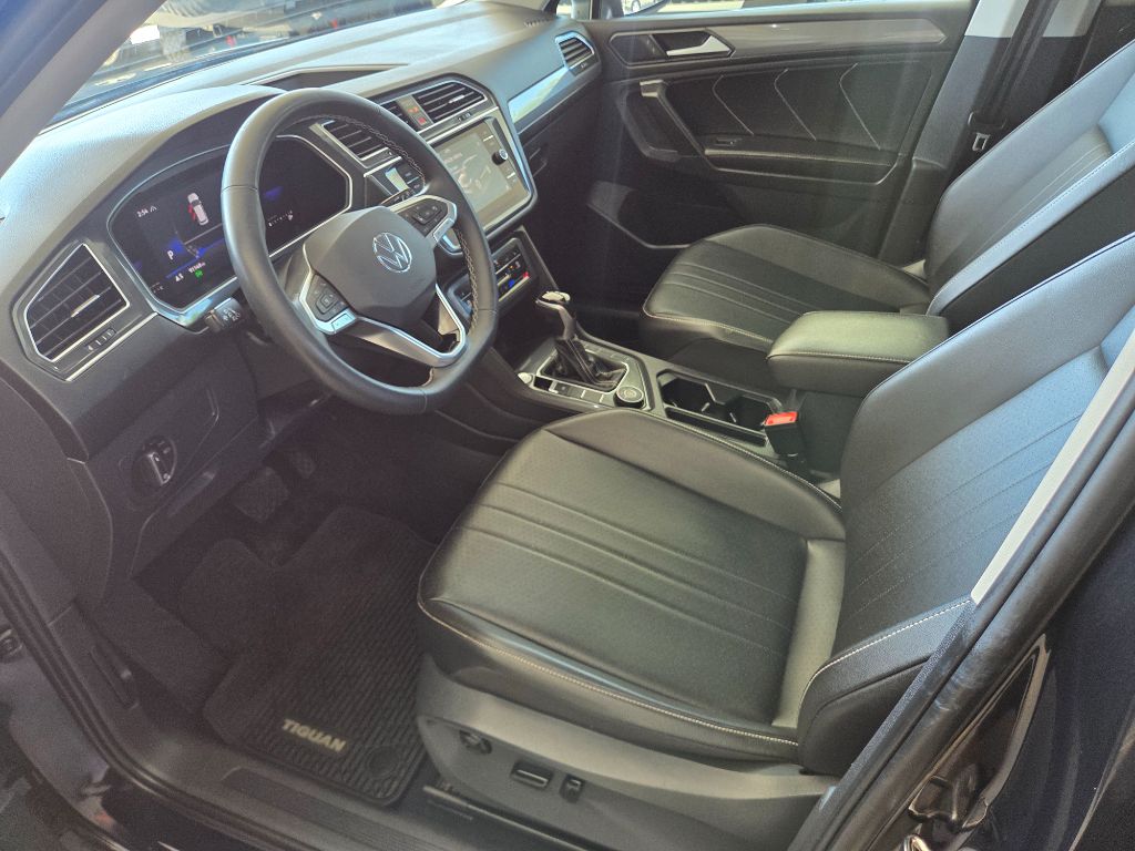 2022 Volkswagen Tiguan - $18,995