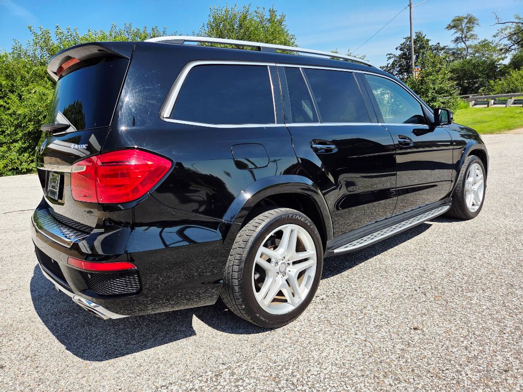 2013 Mercedes-Benz GL-Class - $15,995