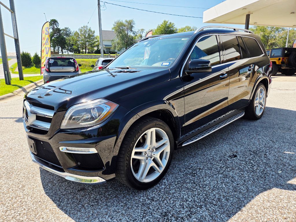2013 Mercedes-Benz GL-Class - $15,995