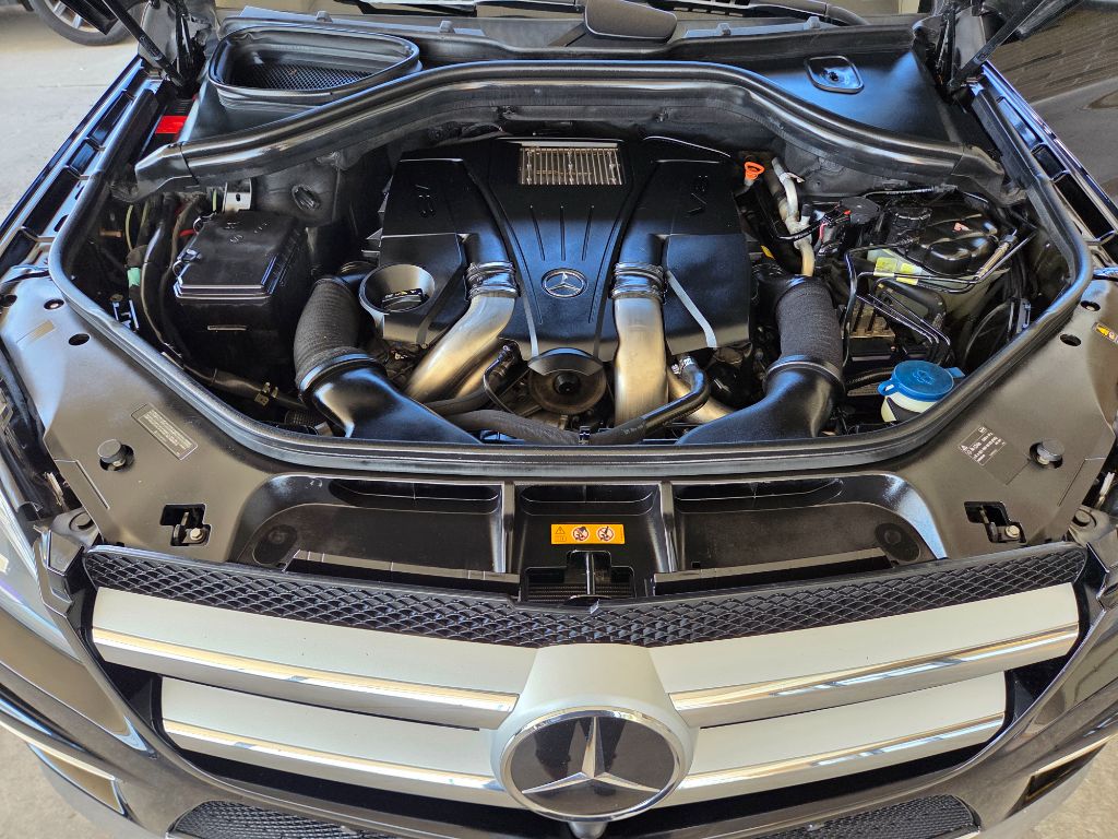 2013 Mercedes-Benz GL-Class - $15,995