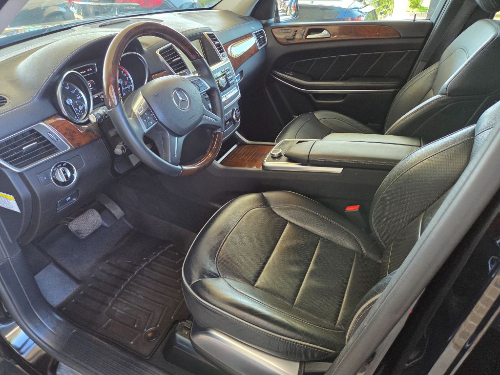 2013 Mercedes-Benz GL-Class - $15,995