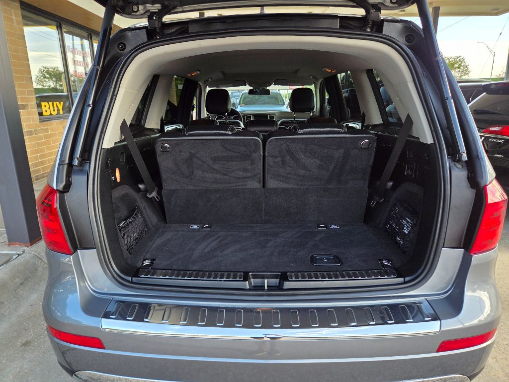 2015 Mercedes-Benz GL-Class - $16,995