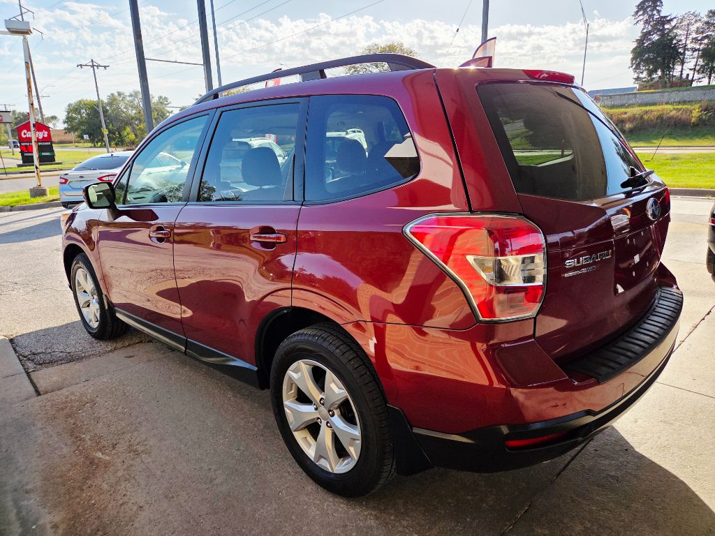 2016 Subaru Forester - $12,999