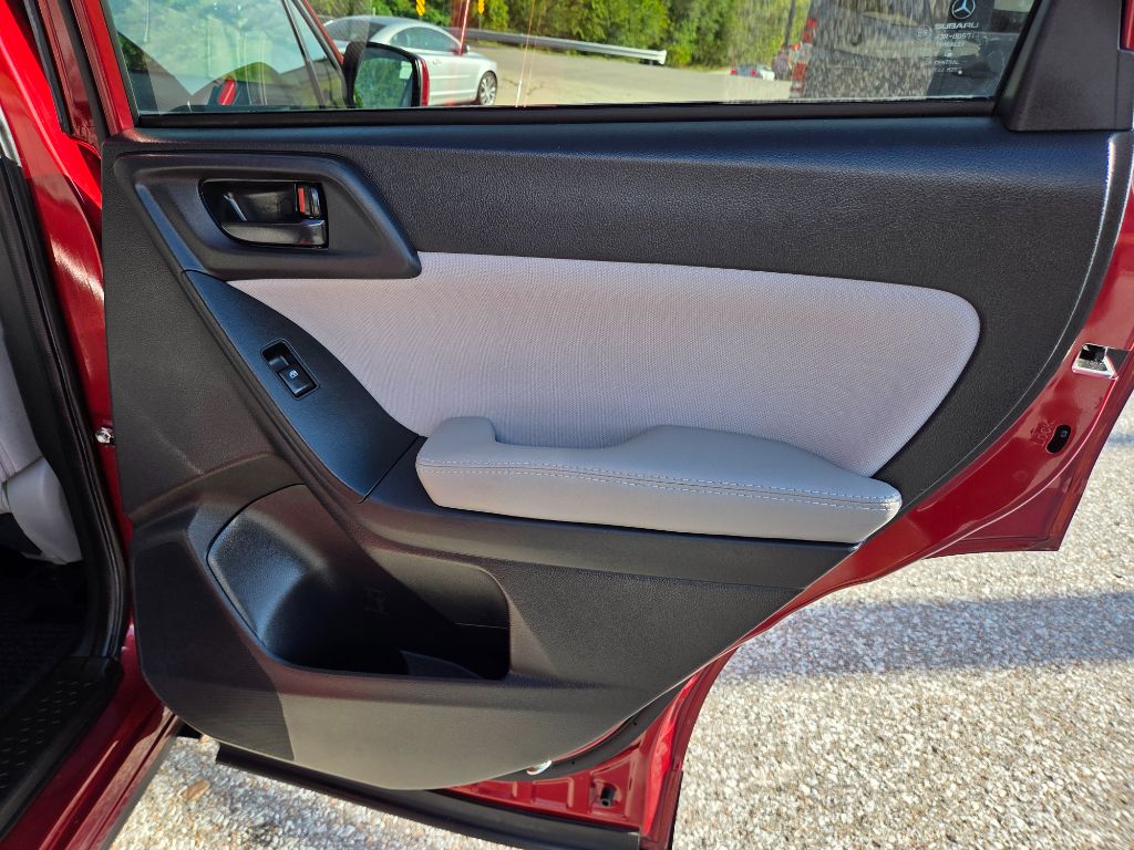 2016 Subaru Forester - $12,999