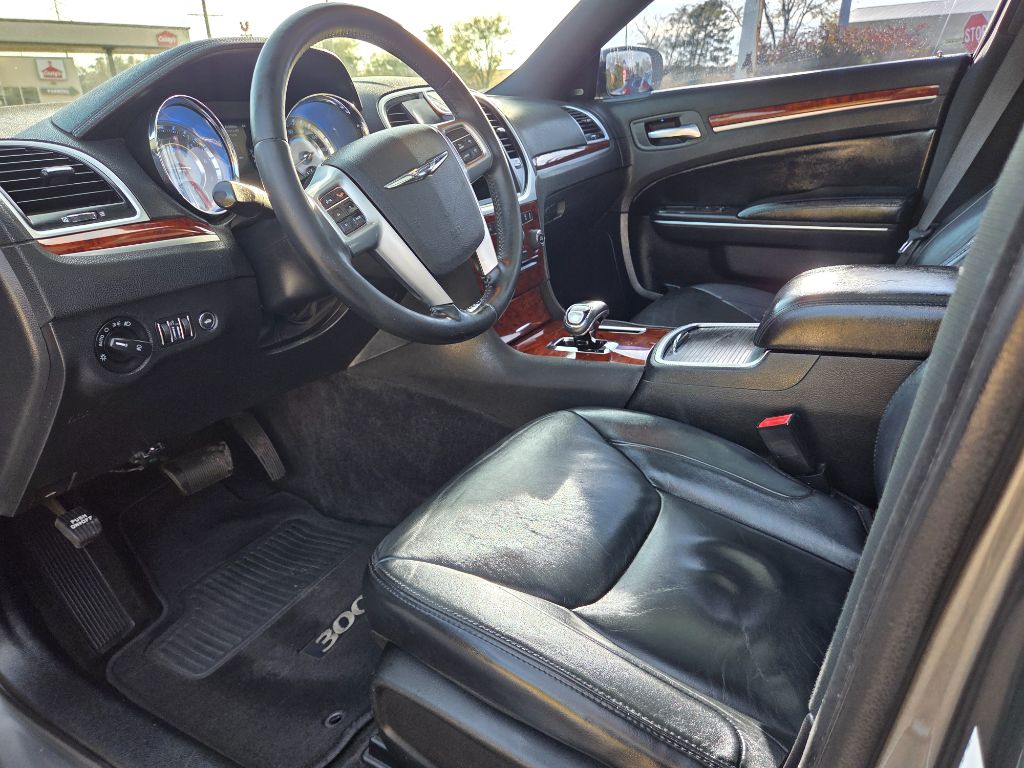 2012 Chrysler 300 - $10,400