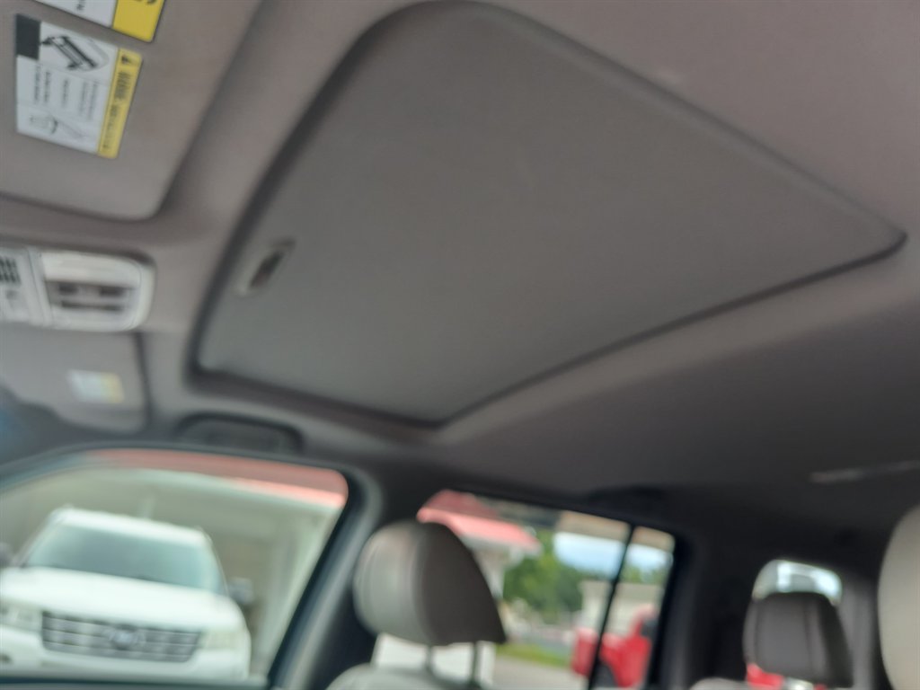 2014 Honda Pilot - $10,999