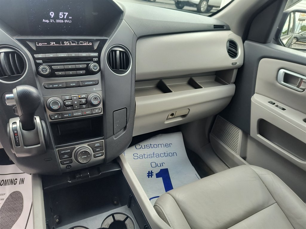 2014 Honda Pilot - $10,999