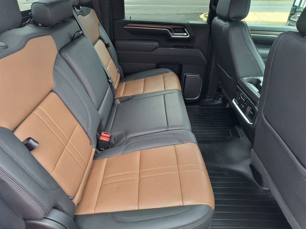 2025 Chevrolet Silverado 2500HD High Country photo 40