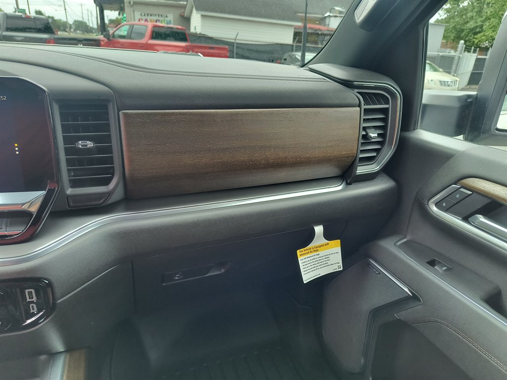 2025 Chevrolet Silverado 2500HD High Country photo 26