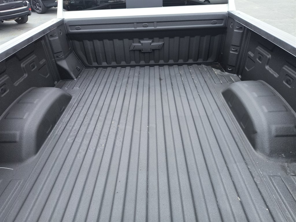 2025 Chevrolet Silverado 2500HD High Country photo 8