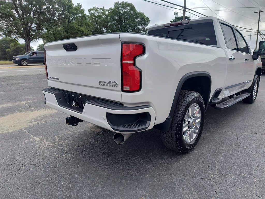 2025 Chevrolet Silverado 2500HD High Country photo 7