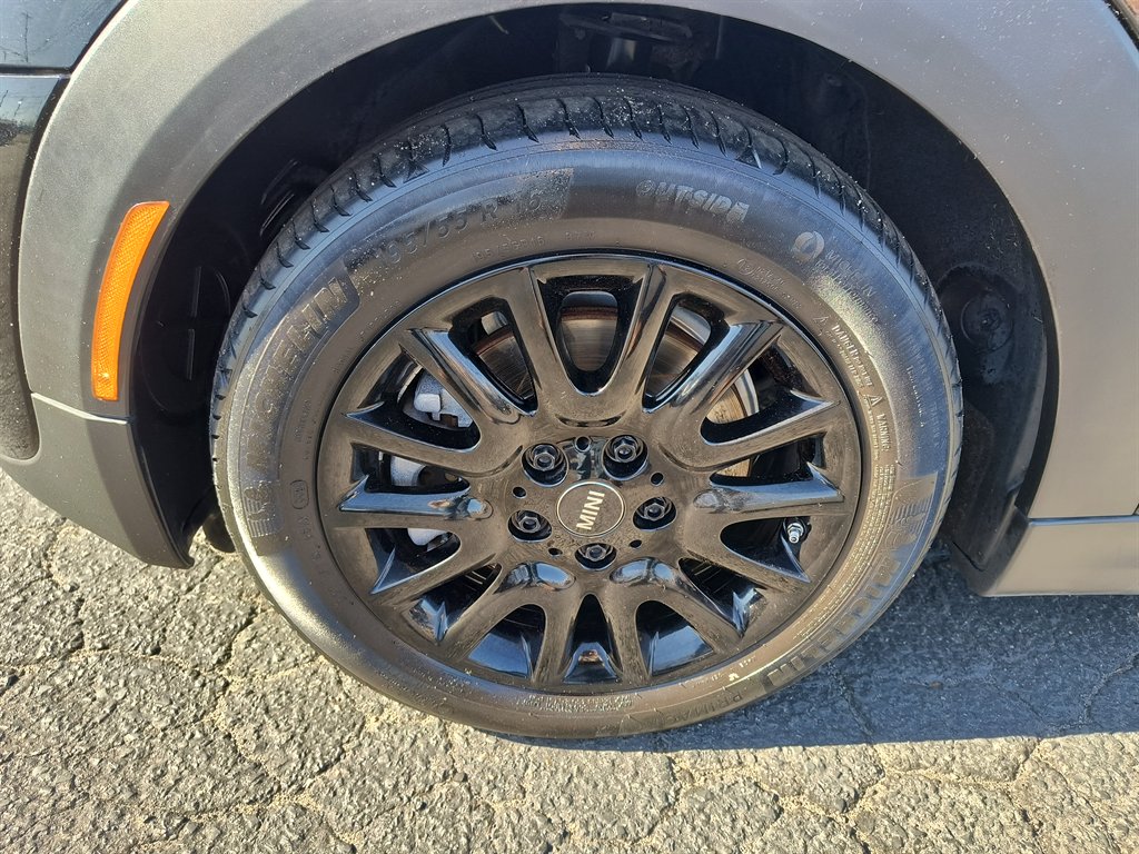 2019 MINI Hardtop - $13,999