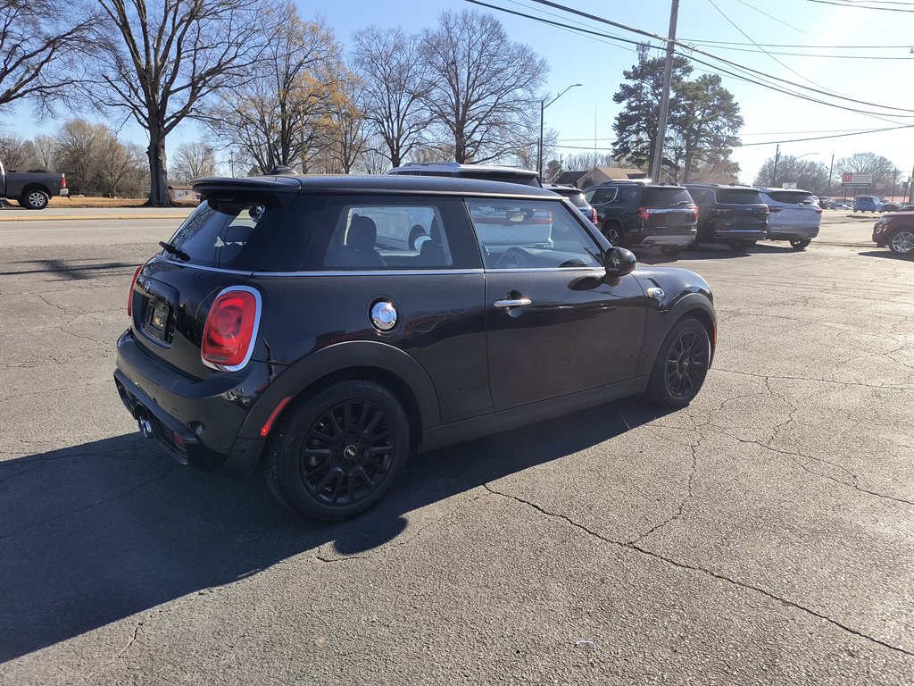 2019 MINI Hardtop - $13,999