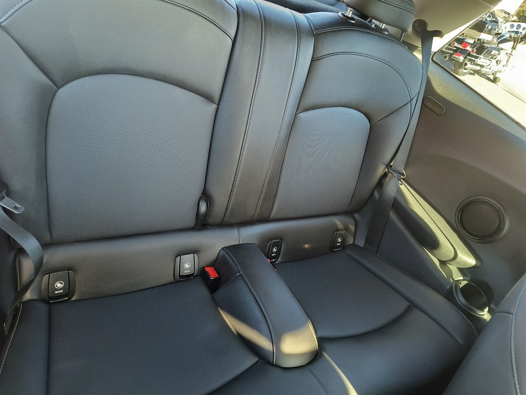 2019 MINI Hardtop - $13,999