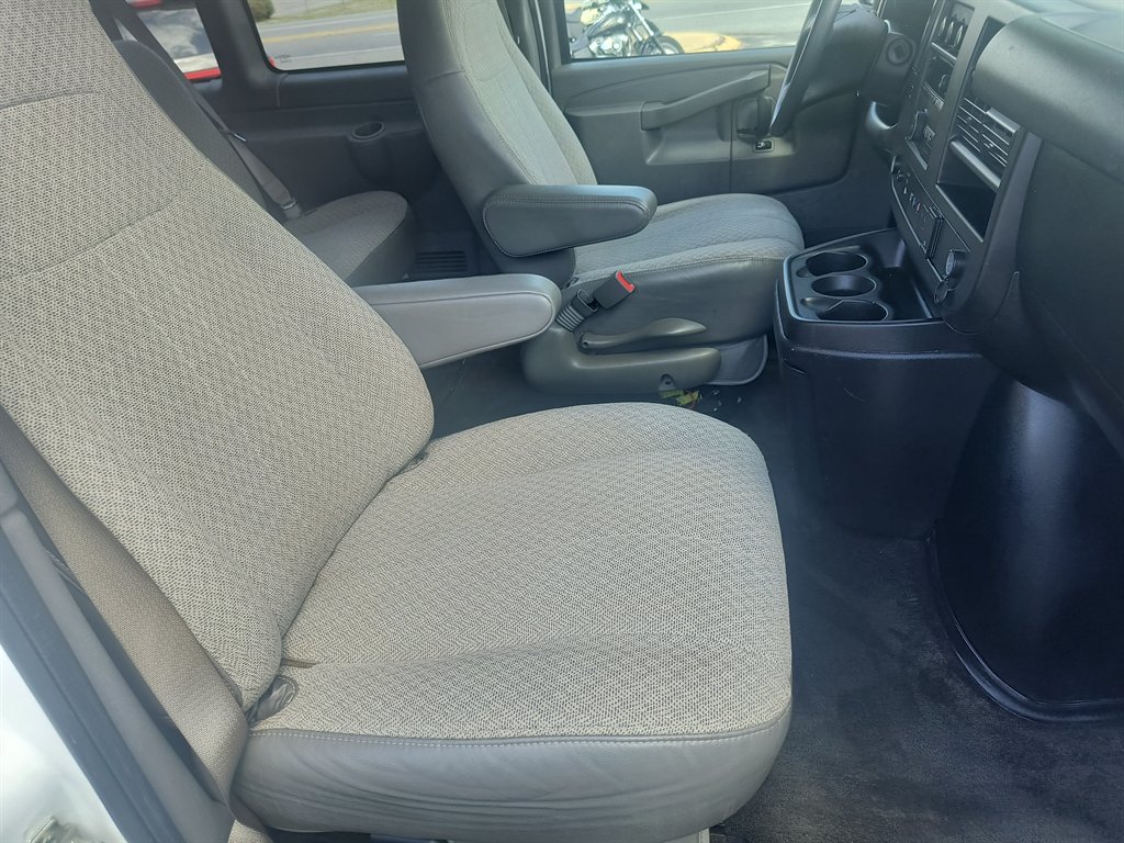 2019 Chevrolet Express - $19,999