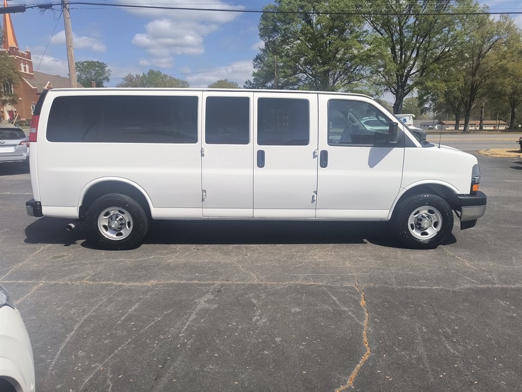 2019 Chevrolet Express - $19,999