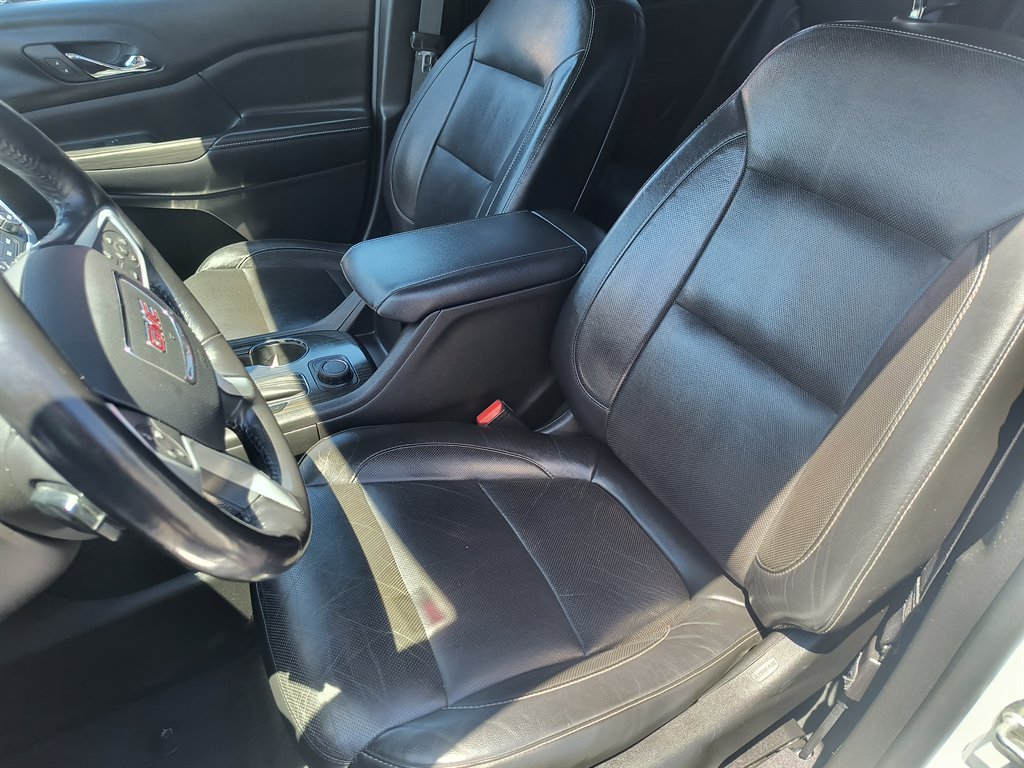 2018 GMC Acadia - $13,999