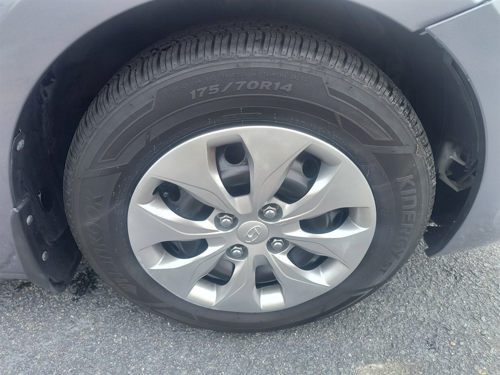 2016 Hyundai Accent - $6,999