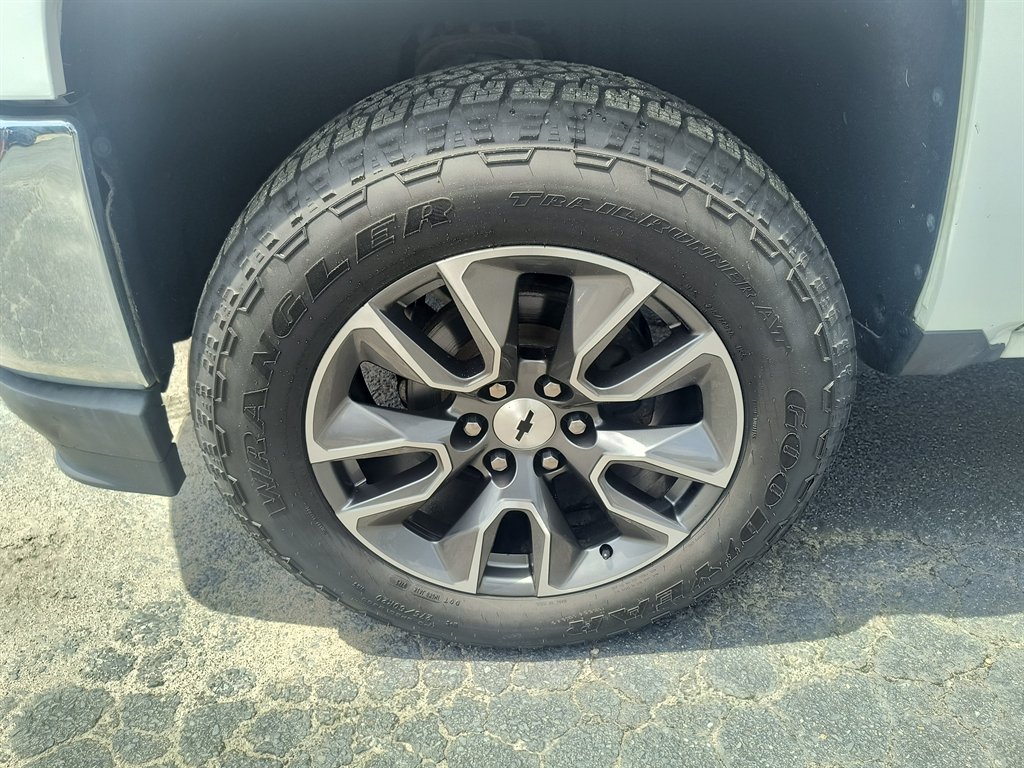 2018 Chevrolet Silverado - $19,999